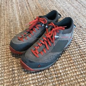 Vasque Grand Traverse Approach Shoes